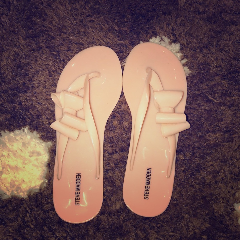 Steve Madden jelly flip flops